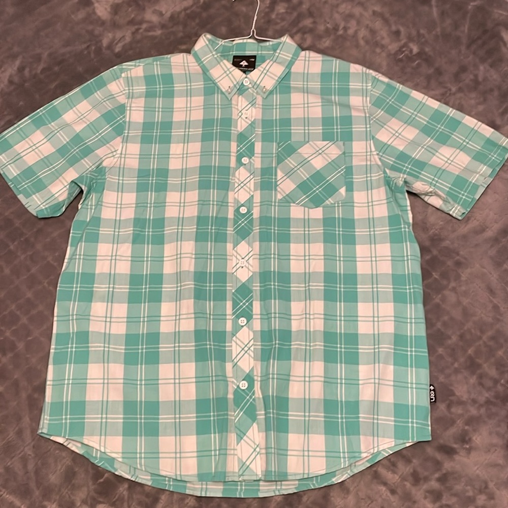 LRG short sleeve button up shirt
